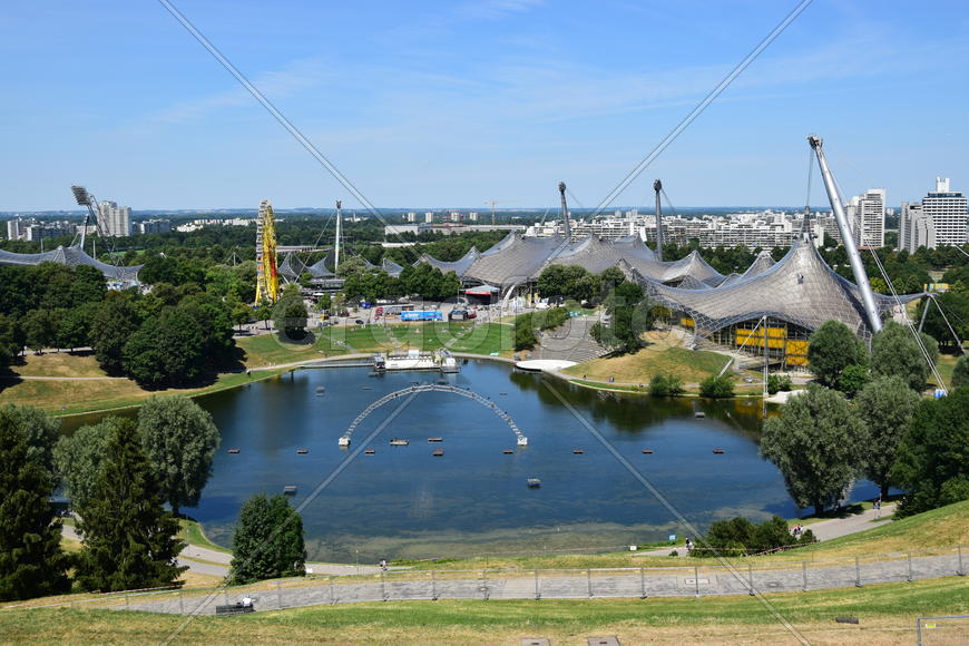 Германия, Мюнхен. Панорамный вид олимпийский стадион 
