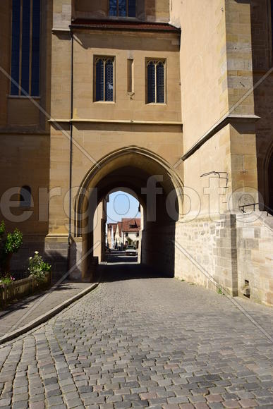 Исторический город Ротенбург в Баварии. Древнейшие здания 