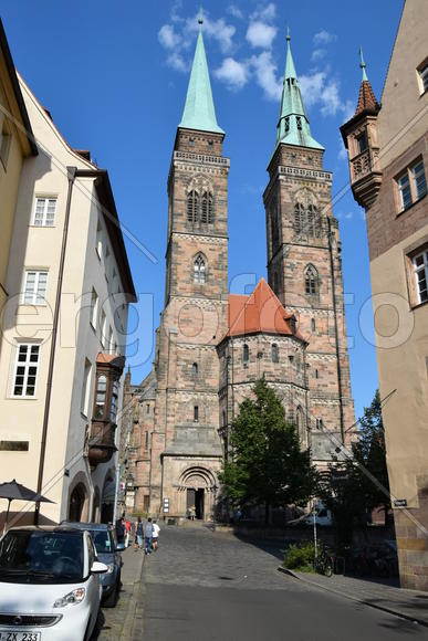 Германия - город Нюрнберг. Фасад исторического здания 