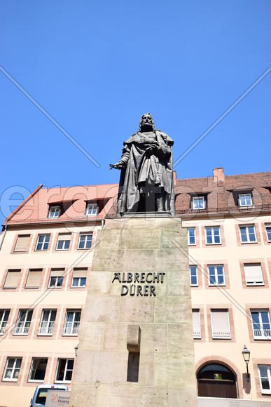 Германия - город Нюрнберг. Скульптура Альбрехта Дюрера 