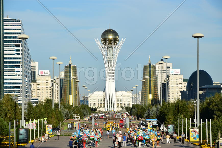 Астана - Башня "Байтерек". Казахстан 