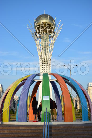 Астана - Башня "Байтерек". Казахстан 