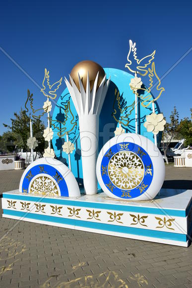 Астана - уличная скульптура. Достопримечательности Казахстана. 