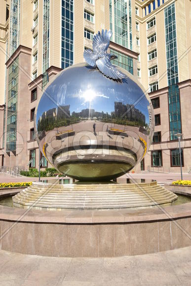 Астана - уличная скульптура