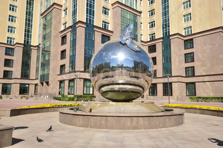 Астана - уличная скульптура