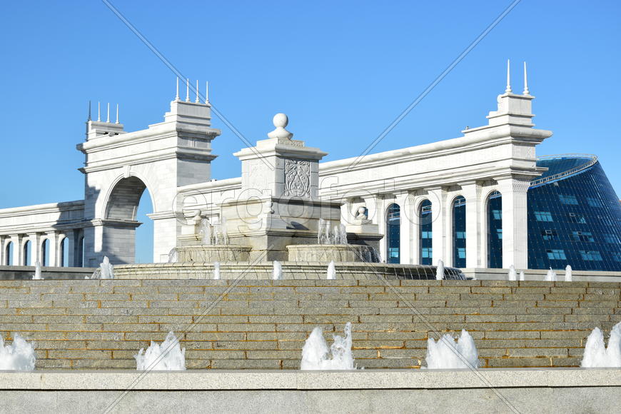 Астана - Площадь независимости. Казахстан 