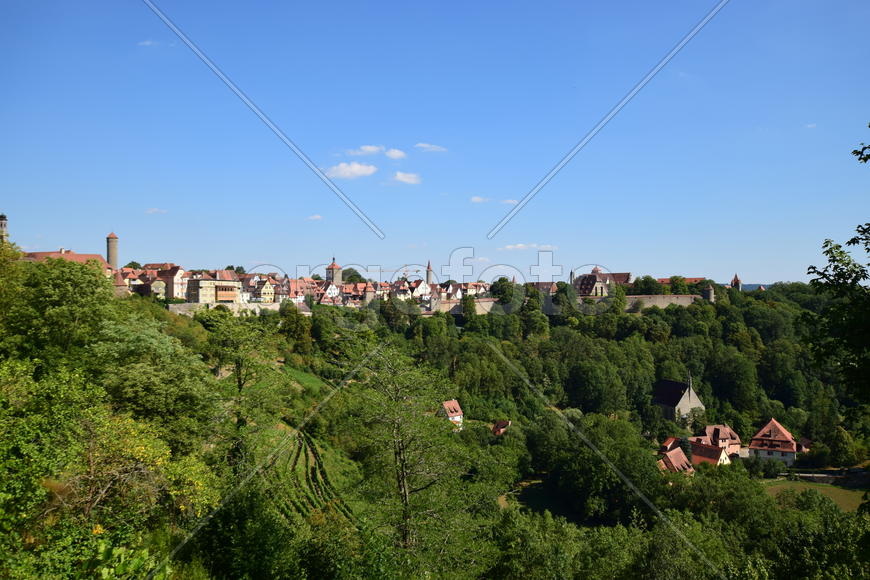 Исторический город Ротенбург в Баварии. Панорама на город 