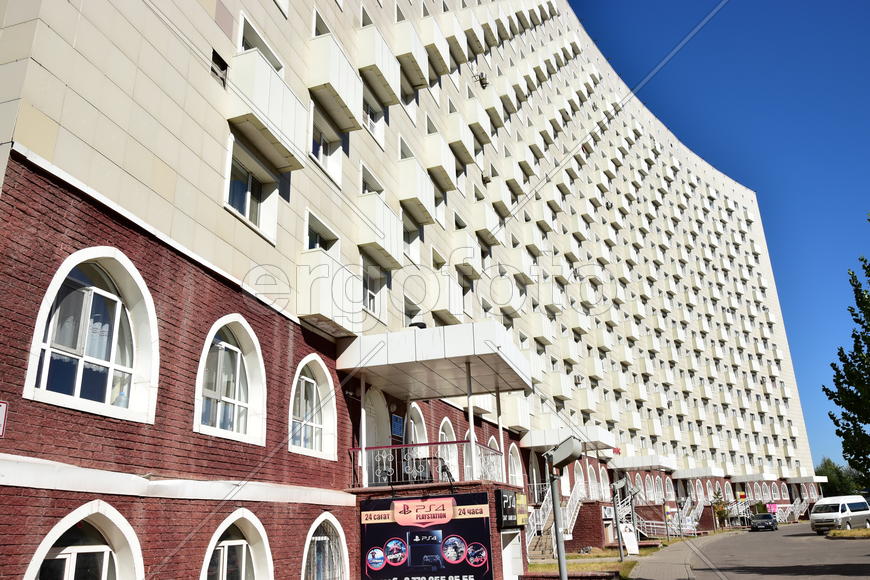 Астана - многоэтажные жилые дома. Архитектура Казахстана 