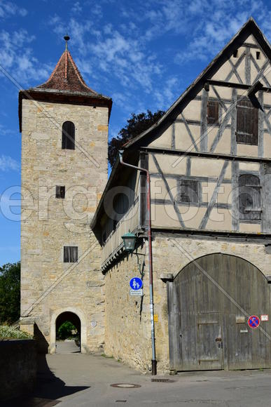 Исторический город Ротенбург в Баварии. Древнейшие здания 