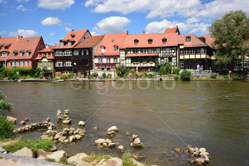 Германия - город Бамберг. Панорамный вид на город 