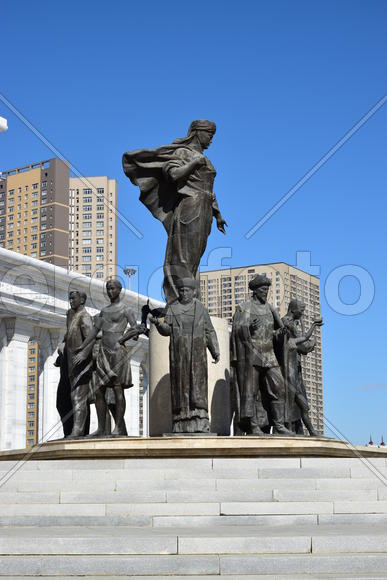 Астана - уличная скульптура. Достопримечательности Казахстана. 