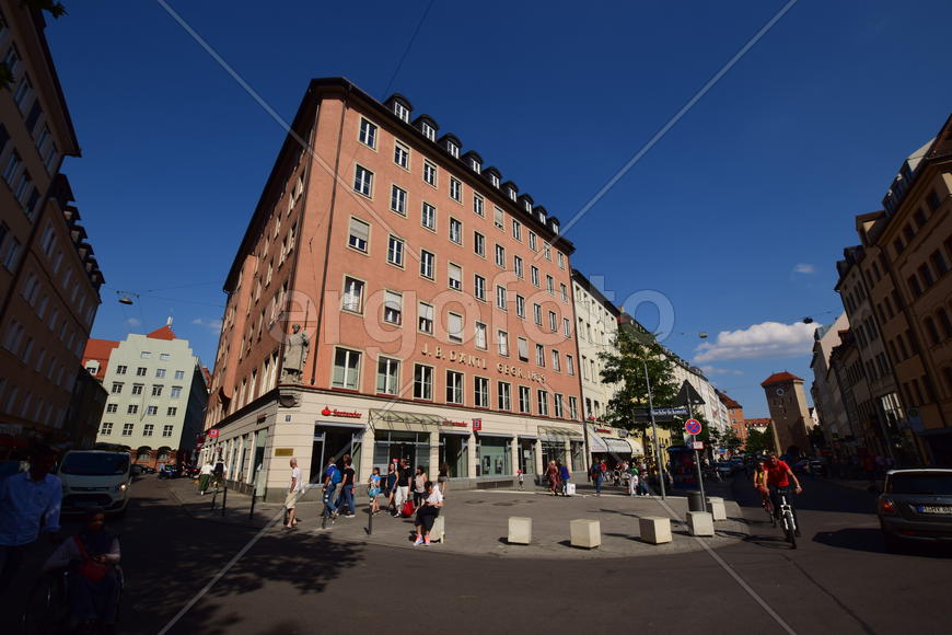 Германия. Мюнхен. Фасад здания 