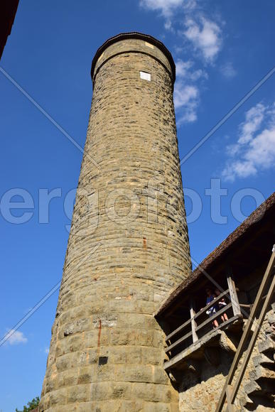 Исторический город Ротенбург в Баварии. Башня крепости 