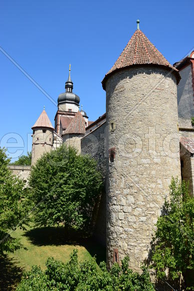 Германия - Город Вюрцбург, Башни замка 