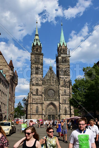 Германия - город Нюрнберг. Фасад исторического здания 