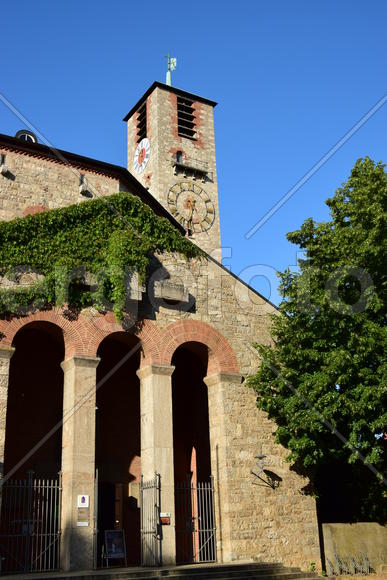 Германия - город Бамберг. Башня старинного здания 