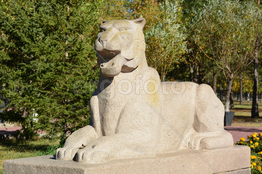 Астана - уличная скульптура. Достопримечательности Казахстана. 