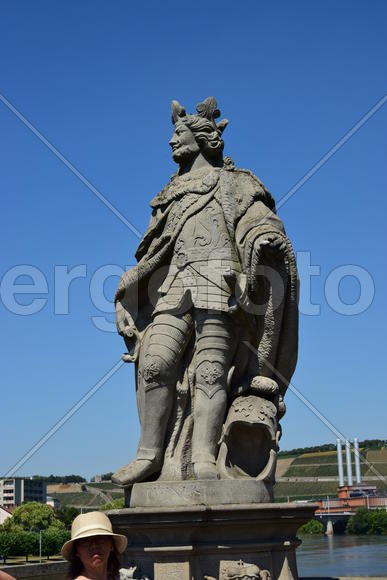 Германия - Город Вюрцбург, памятник 