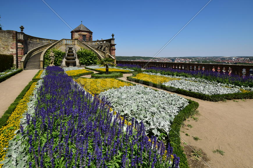 Германия - Город Вюрцбург, Сад с замке Мариенберг 