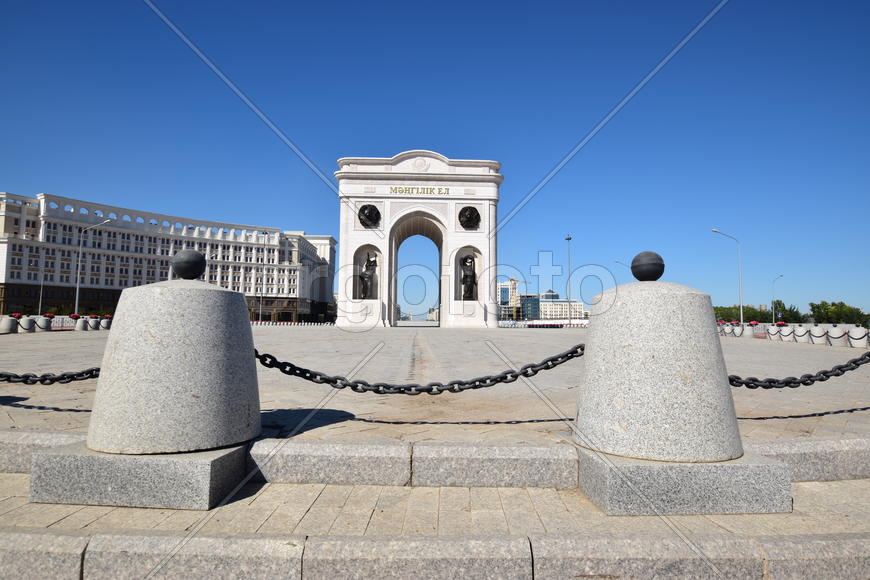 Астана - триумфальная арка. Казахстан