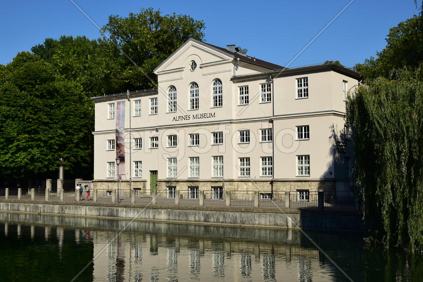 Германия. Мюнхен. Памятник Архитектуры