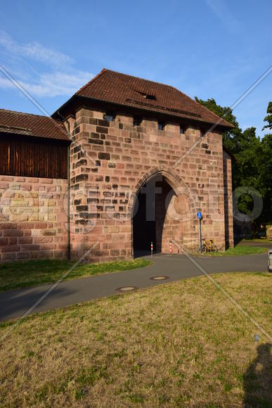 Германия - город Нюрнберг. Фасад старинного замка 