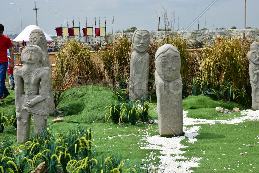 Выставка ремесленников на праздновании дня города в Астане. Казахстан 