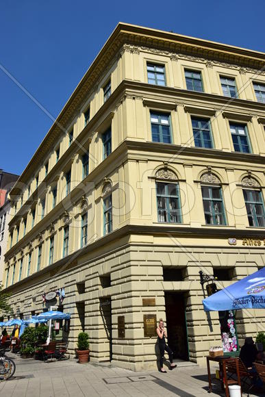 Германия. Мюнхен. Фасад здания 