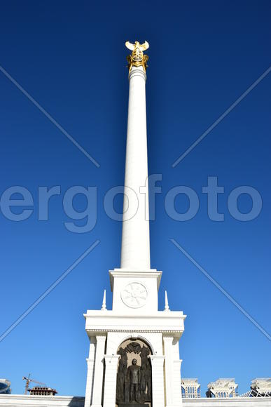 Астана - Площадь независимости. Казахстан 