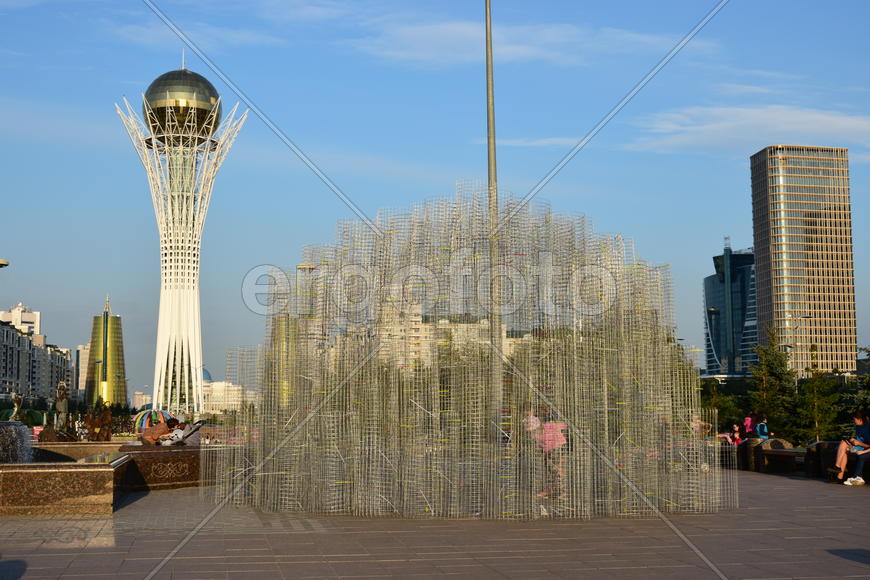 Астана - Башня "Байтерек". Казахстан 