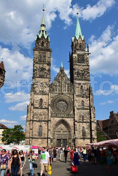 Германия - город Нюрнберг. Фасад исторического здания 