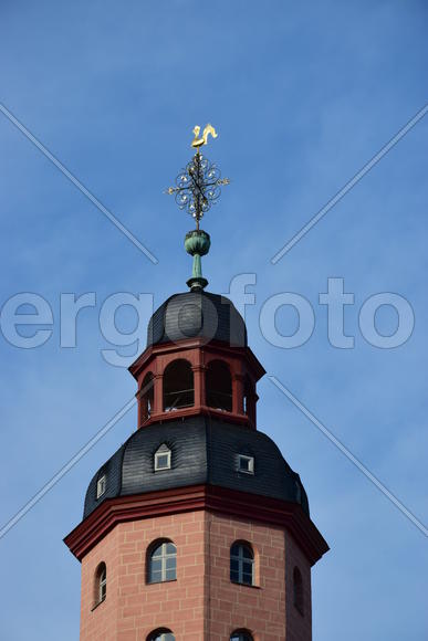 Германия, Франкфурт-на-Майне. Верхушка башни 