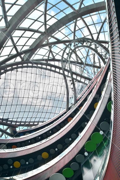 Интерьер стеклянной сферы "Нур-Алем". Казахстан