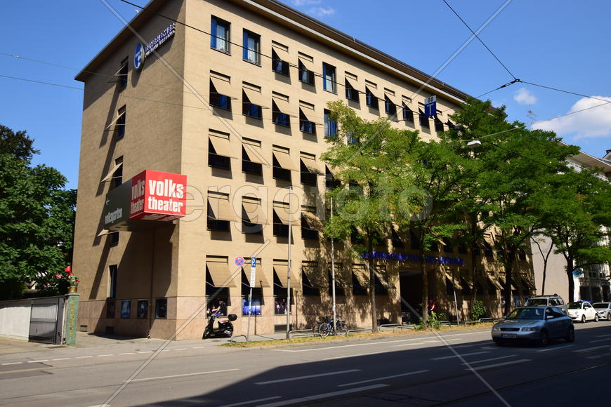 Германия. Мюнхен. Фасад здания 