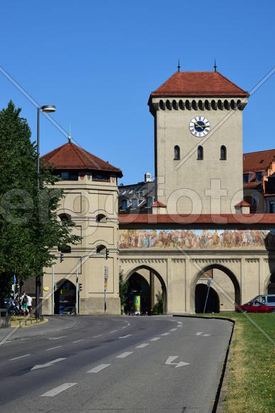 Германия. Мюнхен. Башня старинного здания 