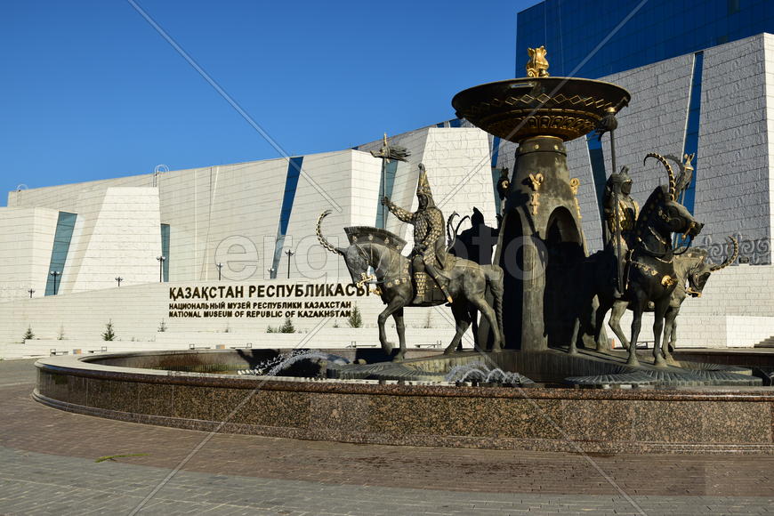 Астана - уличная скульптура