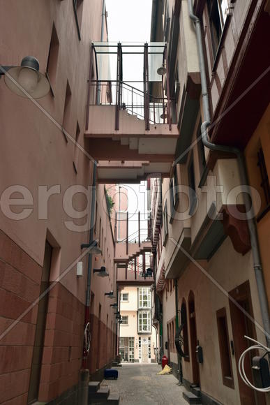 Франкфурт-На-Майне, мосты между домами