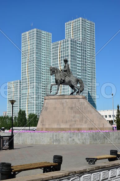 Астана - многоэтажные современные здания. Казахстан 