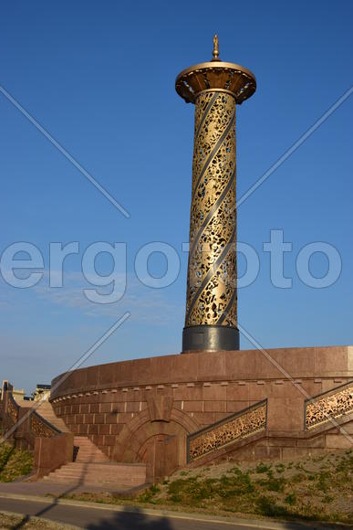 Кованная железная башня 