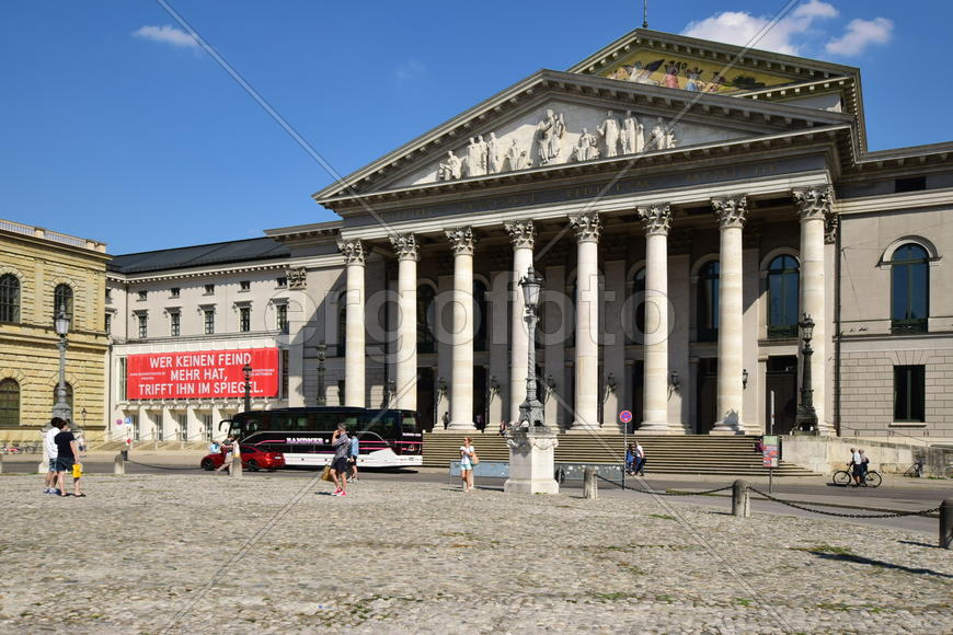 Германия. Мюнхен. Фасад старинного здания 