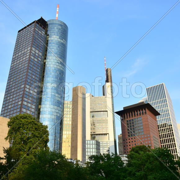 Германия, Франкфурт-на-Майне. Город смешанной архитектуры 