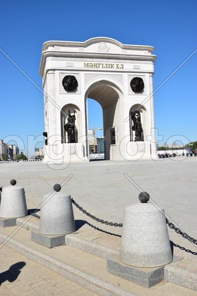 Астана - триумфальная арка. Казахстан
