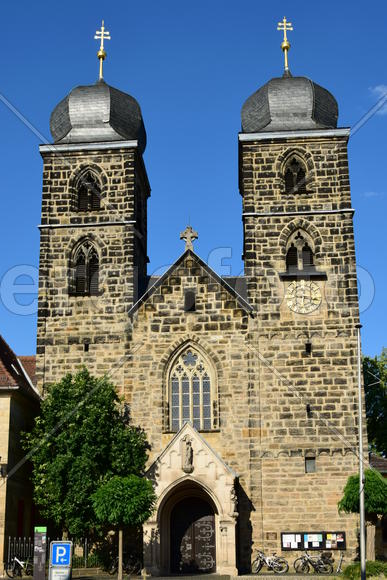 Германия - город Бамберг. Фасад старинного здания 