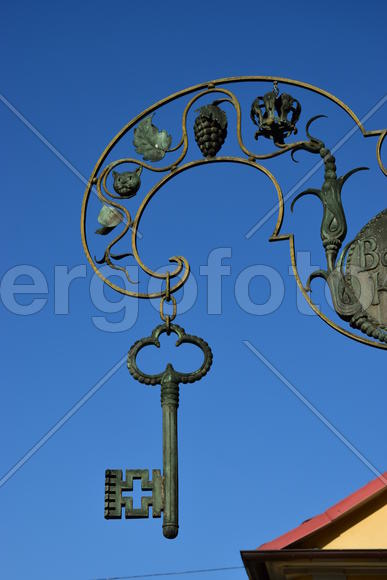 Германия - город Бамберг. Кованная вывеска 