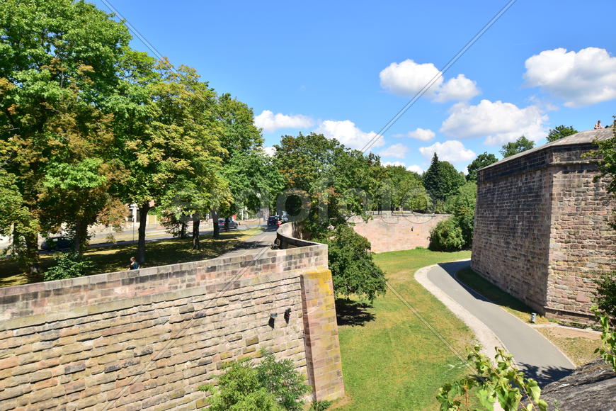 Германия - город Нюрнберг. Памятник Архитектуры 