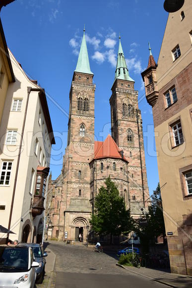 Германия - город Нюрнберг. Фасад исторического здания 