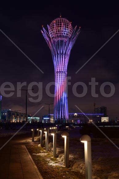 Башня "БАЙТЕРЕК" в Астане