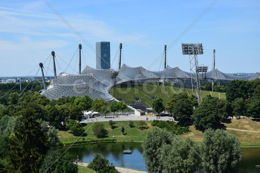 Германия, Мюнхен. Панорамный вид олимпийский стадион 
