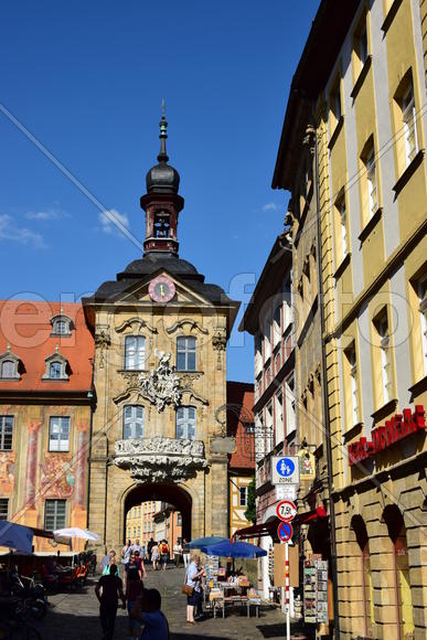 Германия - город Бамберг. Башня старинного здания 