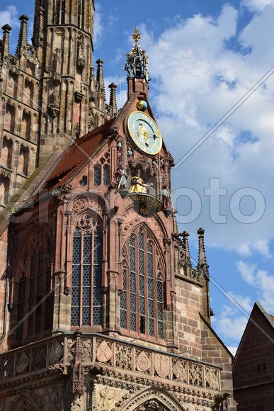 Германия - город Нюрнберг. Фасад здания 